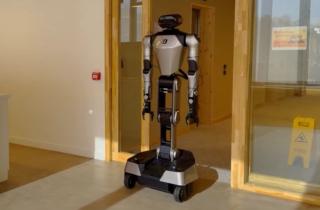 Mistral AI lancia il suo primo modello per permettere ai robot di spostarsi nello spazio