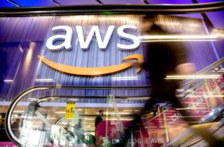 Amazon stanzia 1 miliardo per fare accettare i suoi data center dalle comunità che li ospitano
