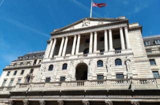 Tensioni geopolitiche: per Bank of England aumentano il rischio bolla AI